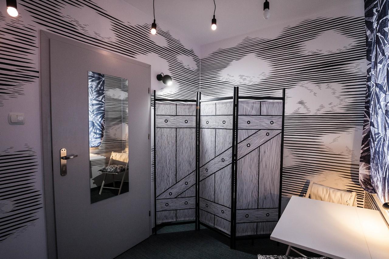 Hart Hostel & Art Gallery Wroclaw Luaran gambar