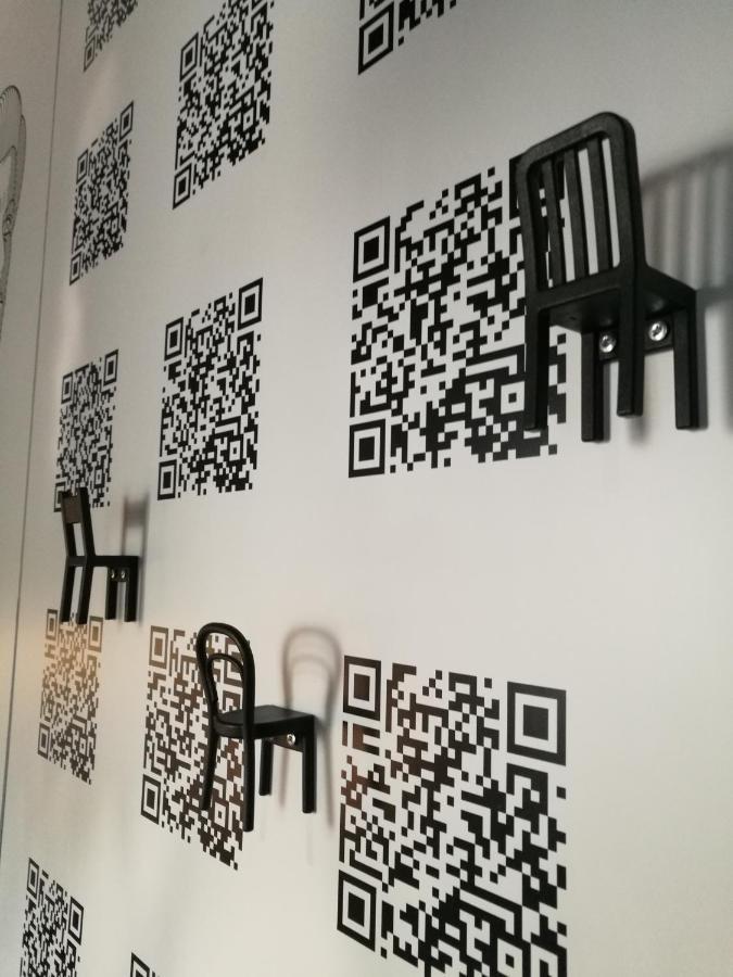 Hart Hostel & Art Gallery Wroclaw Luaran gambar